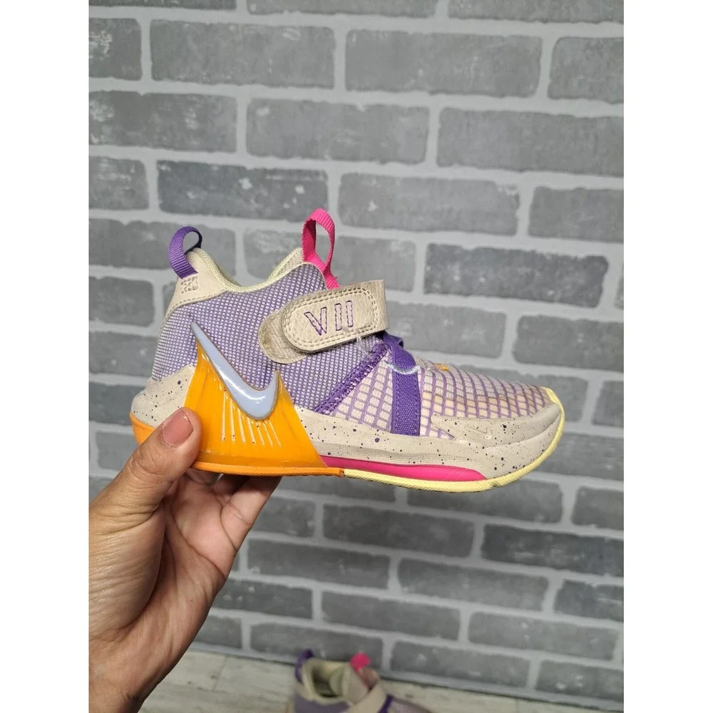 Nike LeBron Witness 7 GS Action Grape/Orange Shoes DQ8647-101‎ Youth Size 12C